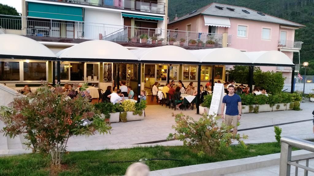 Albergo La Lampara дева Марина Экстерьер фото